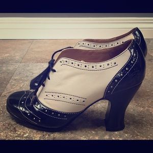 Fluevog Brogue